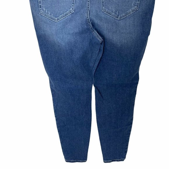 LANE BRYANT FLEX SIZE 26W SKINNY MID RISE MEDIUM WASH DESTRUCTED WOMEN JEANS NWT - Picture 8 of 12